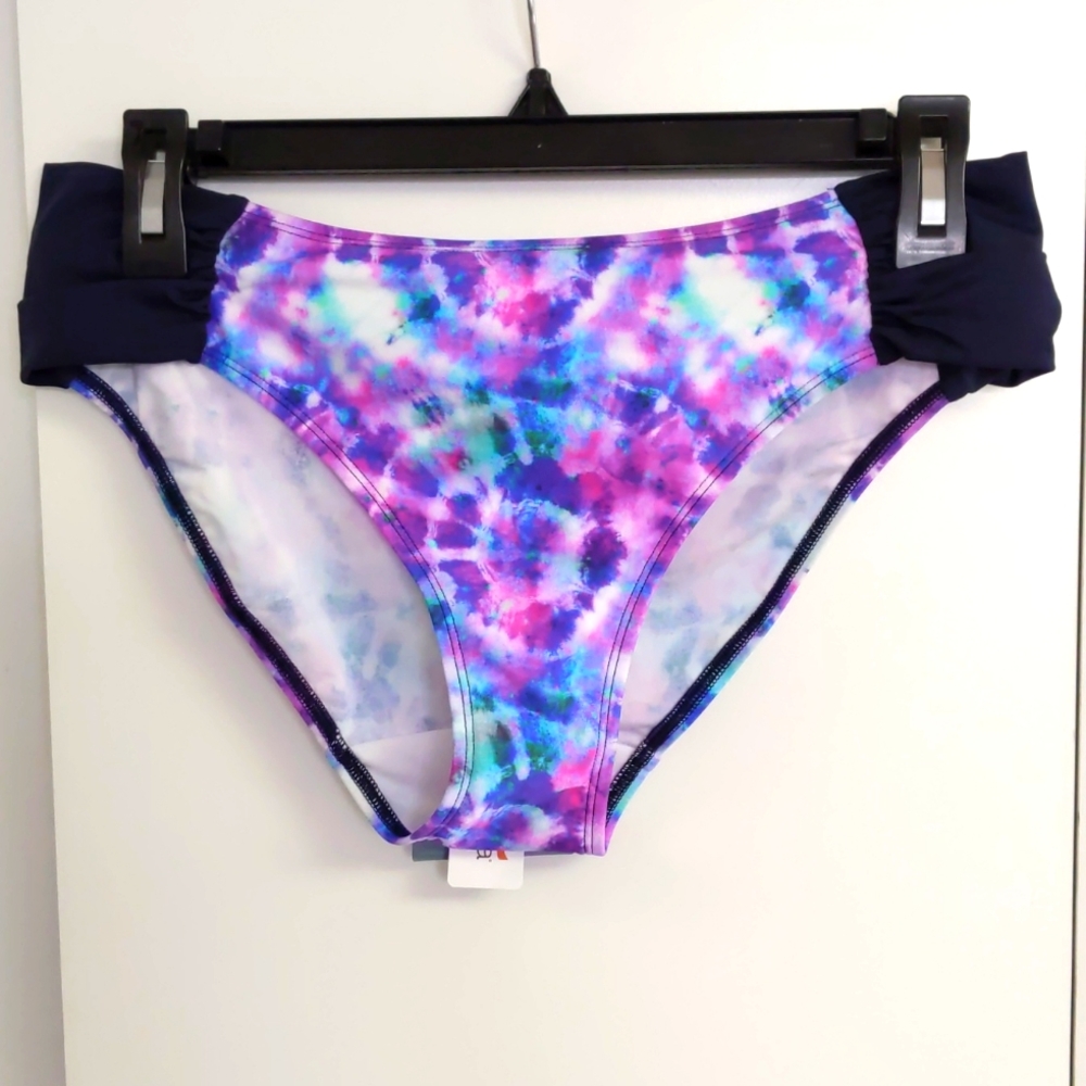 Panache full back, mid rise bikini bottom. Multi color tie dye. Multiple sizes.